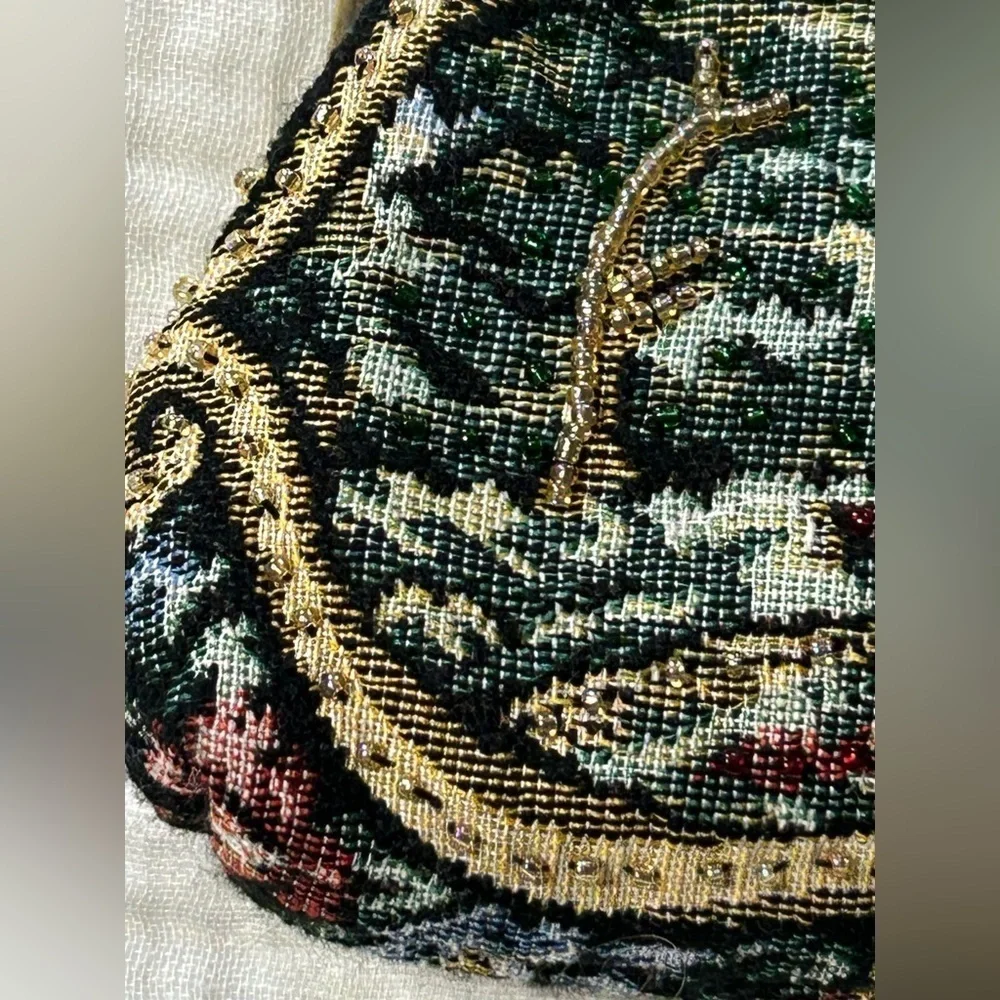Carlo Fellini Vintage Tapestry Beaded Kiss Lock Purse Bag crossbody